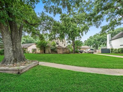Property at 16510 De Lozier St, Jersey Village, TX