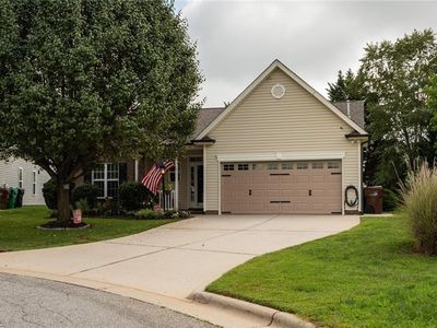 2216 Alamar Ct