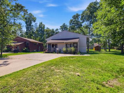 30325 N Pinewood Dr