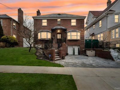87-67 Chevy Chase Street