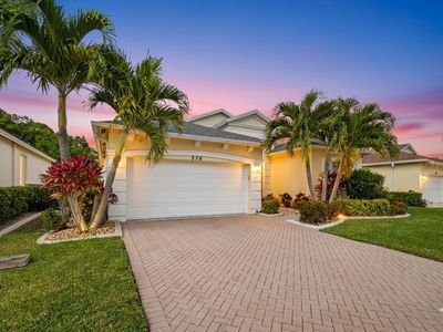 270 SW Lake Forest Way