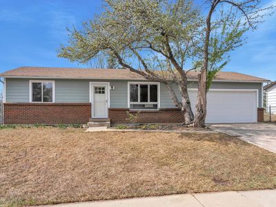 4493 Canterbury Dr