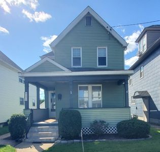 171 James St
