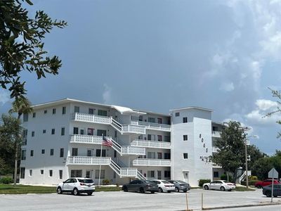 8055 112th St APT 104