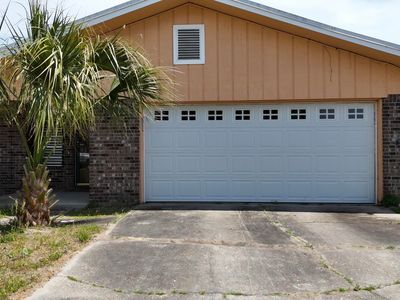 7526 Linda Ln