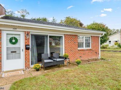 105 Waterfront Dr