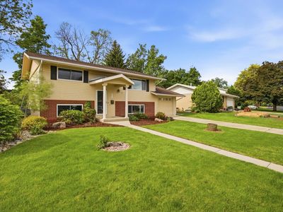 605 Princeton Rd