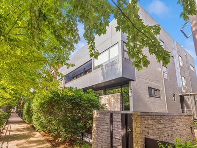 925 N Wolcott Ave UNIT 103