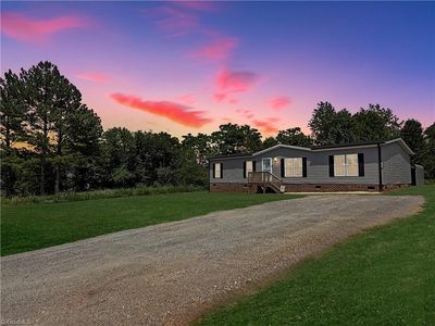Property at 206 Fairchase Cir, Stony Point, NC