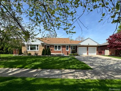 9424 Allen Rd