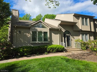 32 Robinhood Dr BLDG 32 #32