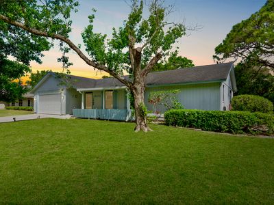 18375 Oak Leaf Court