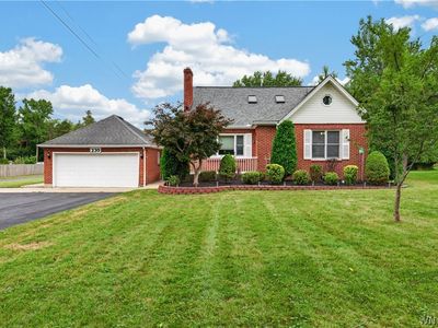 230 Michael Rd W