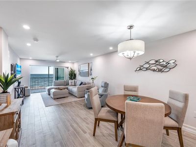 26000 Hickory Blvd APT 205