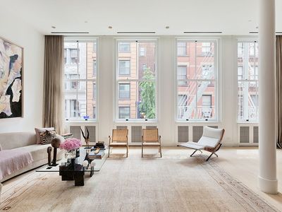 115 Spring St Fl 2