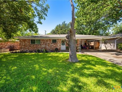3213 Lawnwood Dr