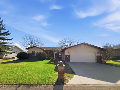 12 Glacial Ct
