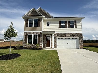 211 Bellflower Ln