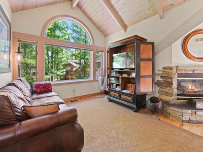 592 Osprey Ln