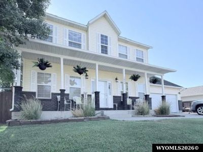 1025 Woodhaven Dr