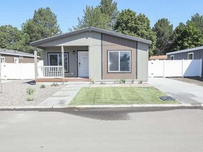 3111 Q Ave #5