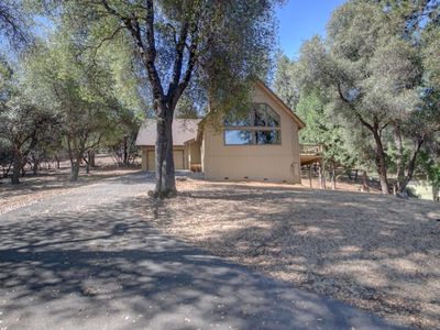 12856 Mueller Dr