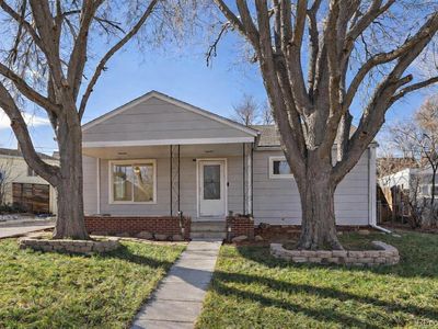 2691 S Hooker Street