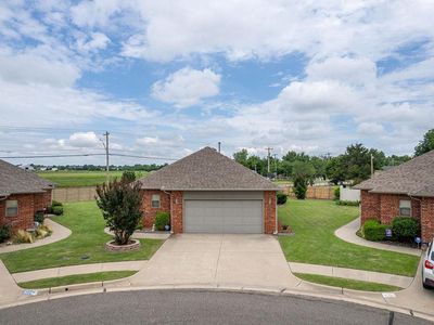 4 SW 92nd Pl