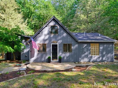 18075 Sunset Dr