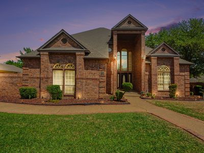5205 Vicksburg Dr