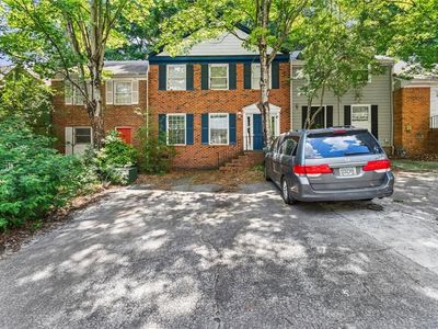 1470 Bentley Ln SE