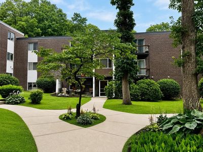 599 Old West Central St APT C4