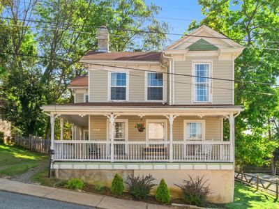 221 Reservoir St