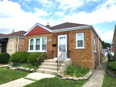 5655 S Normandy Ave