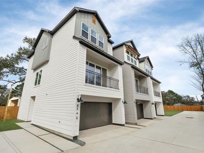 826 Curtin St #D