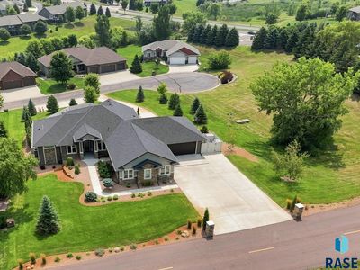 3305 W Old Yankton Rd
