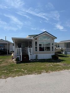 212 Mullet Ln