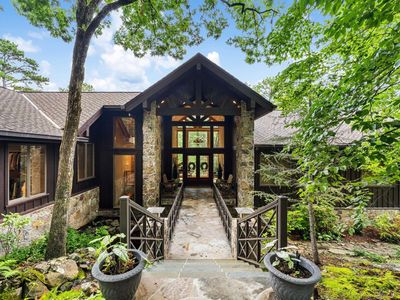 1580 Tannenbaum Rd