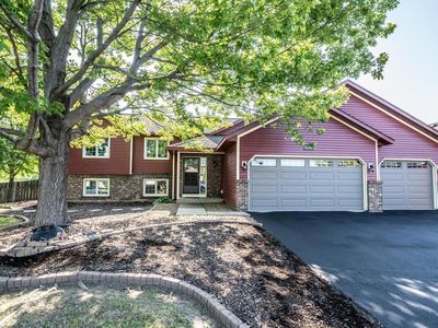 1500 Lakeview Curv