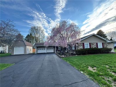 10 Foothill Rd