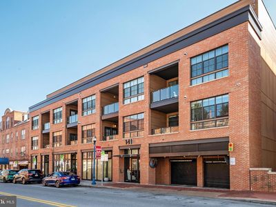 141 West St #204