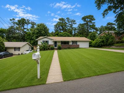 102 Hilltop Dr