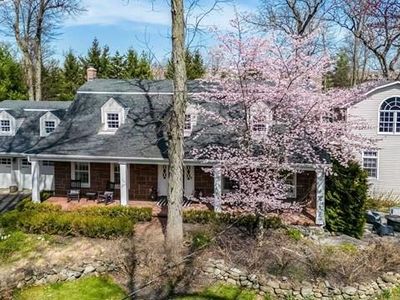 202 Chestnut Ridge Rd