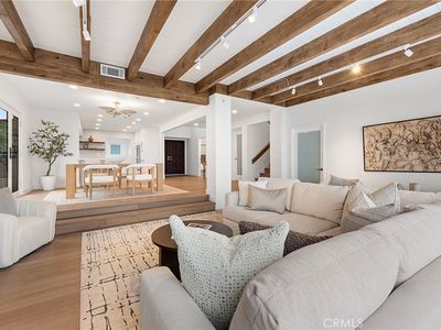 537 Avenida Buenos Aires