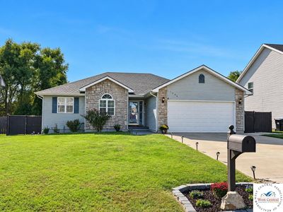 1204 Stoneybrooke Dr