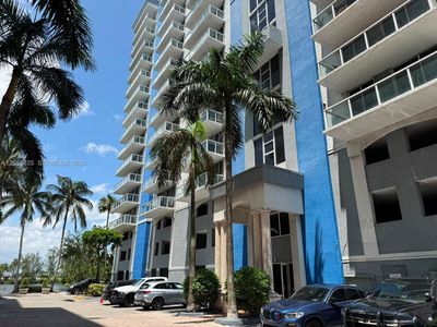 5085 NW 7th St APT 406