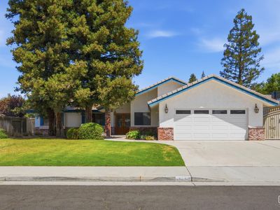 6800 Callie Dr
