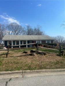 515 High St