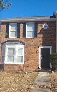Property at 8010 Woodlake Dr, Riverdale, GA