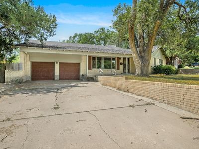 107 Parkview Dr
